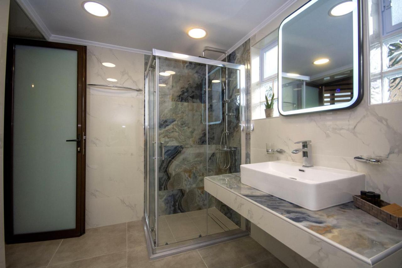 Villa Casa Christina-luxury *